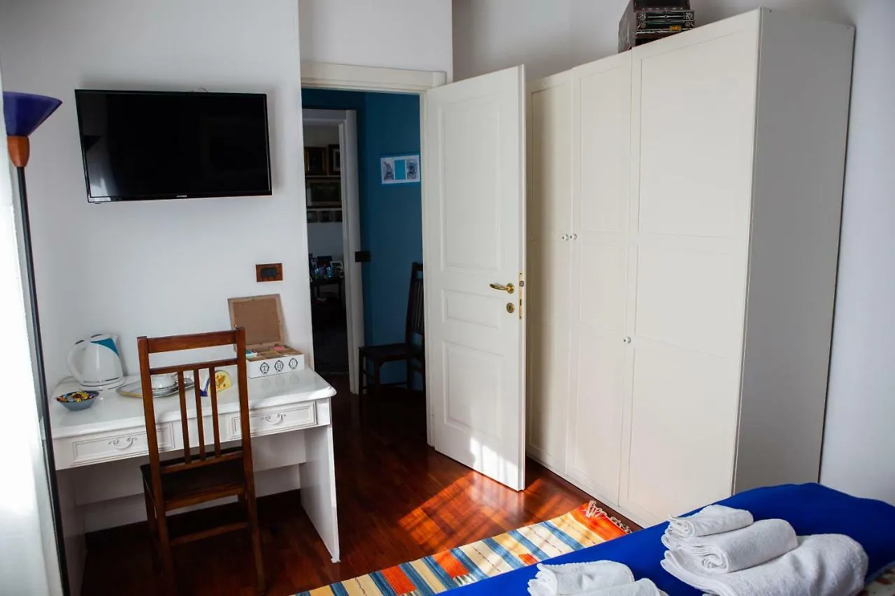 Incantevole E A Due Passi Dal Centro Palermo Homestay